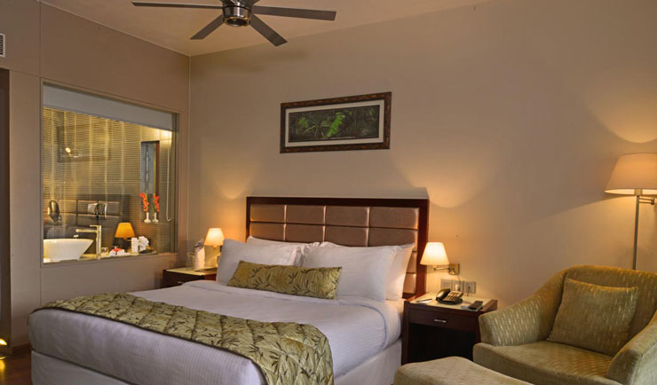 A Luxury hotel room in Pune at Corinthians Pune Resort & Club