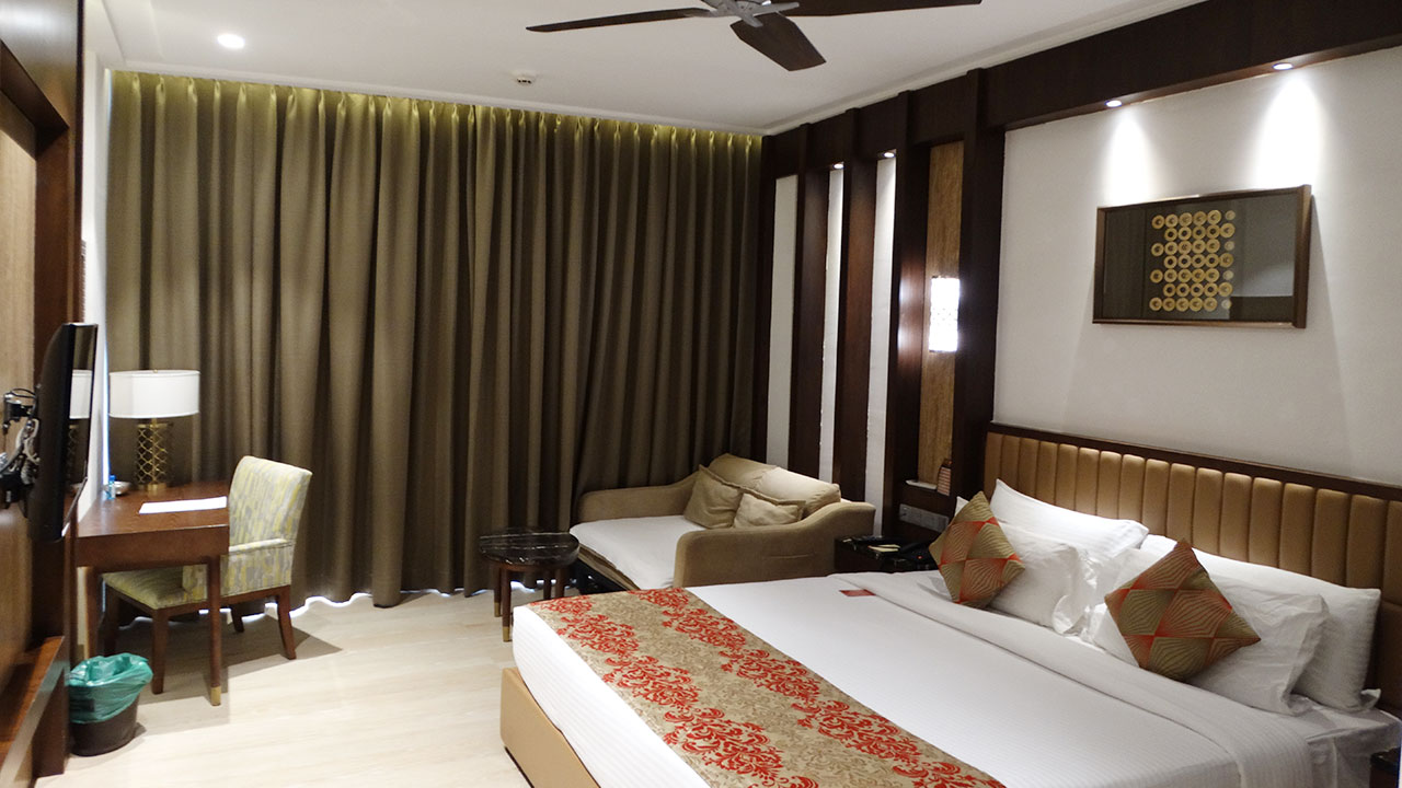 classic rooms in Pune at Corinthians Pune Resort & Club