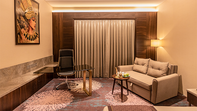 A premier hotel room in Pune at Corinthians Pune Resort & Club